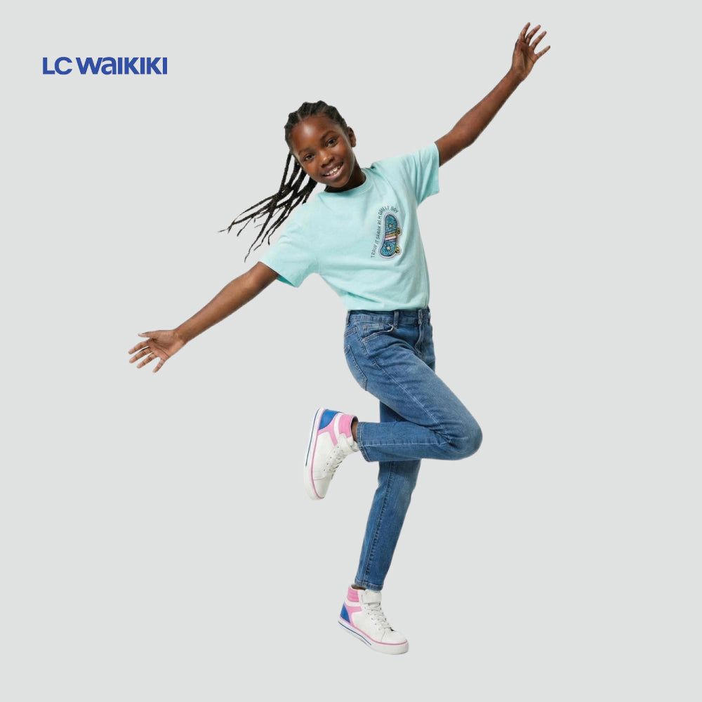 L.C. WAIKIKI T-SHIRT BLUE SEQUIN SKATEBOARD