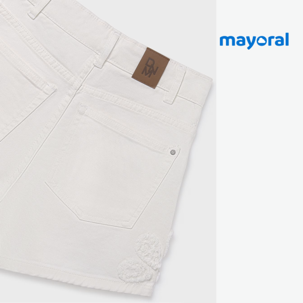 DENIM SHORTS WHITE WITH FLORAL EMBROIDERY